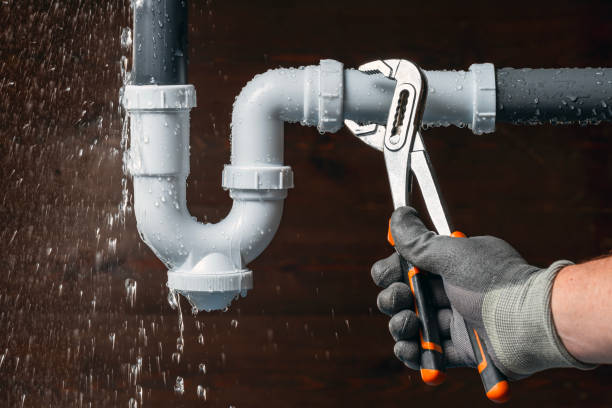 Professional Leak Detection technician working in Greenville, NC